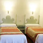 Hotel Conde Aznar 3*