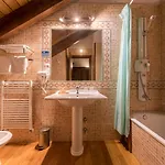 Hotel Conde Aznar 3*