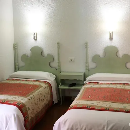 Otel Conde Aznar 3*