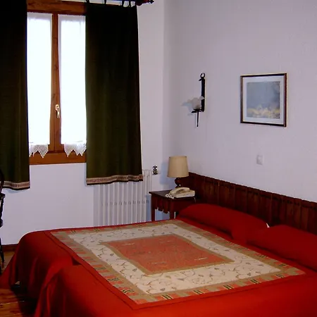 Conde Aznar Otel 3*