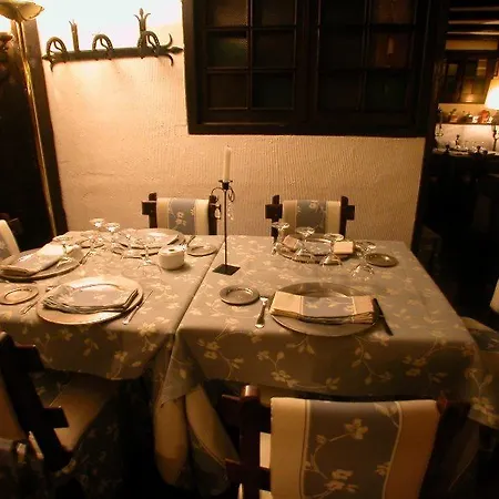 Hotel Conde Aznar 3*