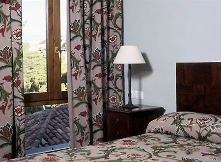 Hotel Conde Aznar 3*