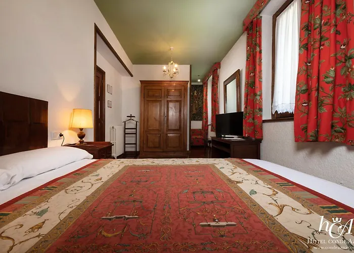 Conde Aznar 3* Χάκα