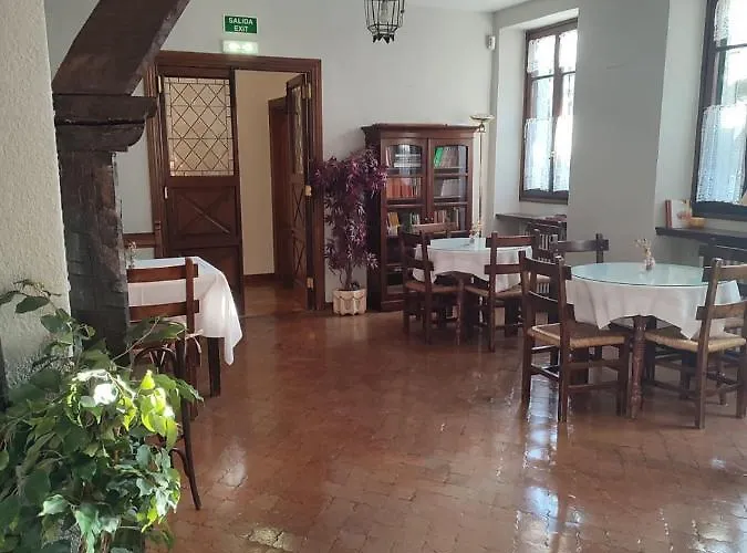 Hotel Conde Aznar 3*