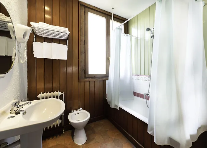 Hotel Conde Aznar Jaca