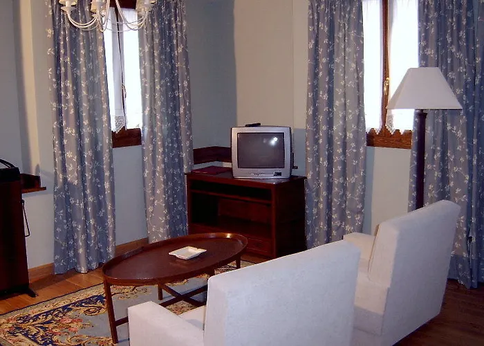 Conde Aznar Χάκα